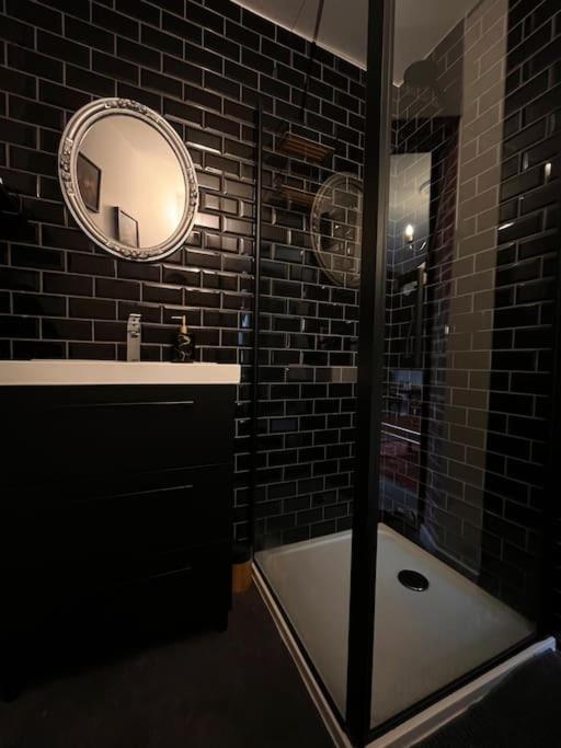 La Maison Des Sorciers ! サン・ブリュー エクステリア 写真